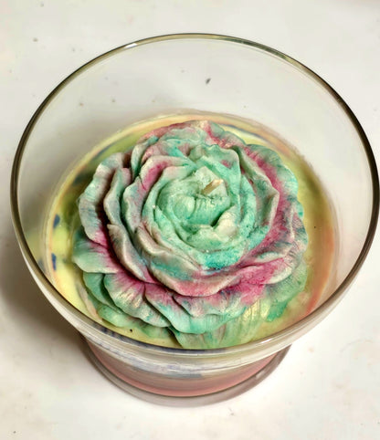 Bougie en cire de soja parfumée Rose Wonderland – Coulée à la main | 40 heures de combustion